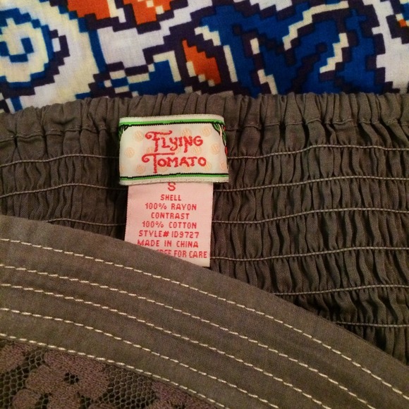 Flying Tomato Lace and Scarf Print Dress - Picture 2 of 4