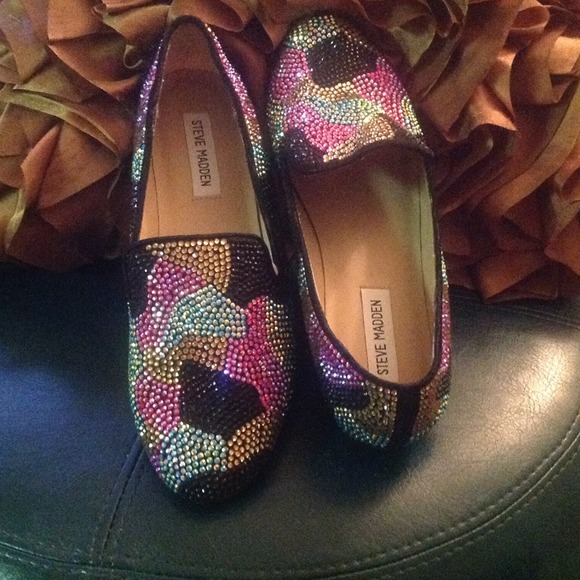 Great Condition Steve Madden Rhinestones Loafers!