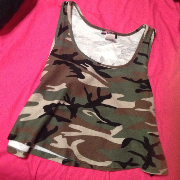 Army Print Crop Top