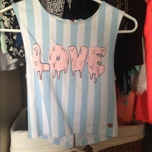 Kylie and Kendall Jenner crop top