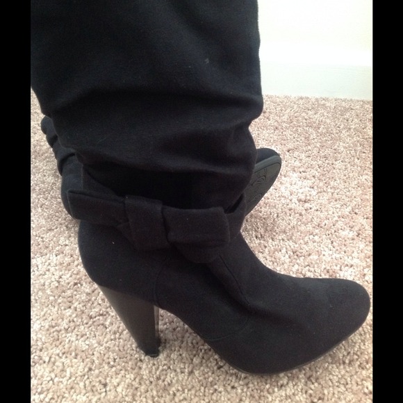 30% Off Black boots size 8.5