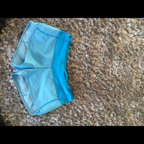 Lululemon Speed Shorts -Beach