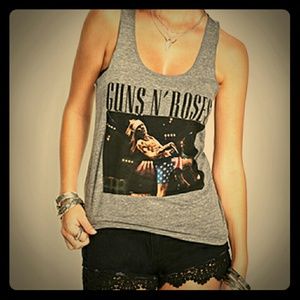 Forever 21 Tops - ⚡Guns N Roses Tank 🆕 Forever 21 Tops - ⚡Guns N Roses Tank 🆕