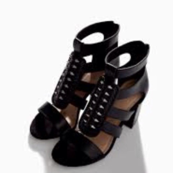 ❌I decide to keep it😃❌Zara Black Strap Sandals