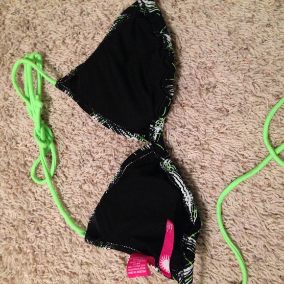 💢SOLD💢Brand New Bikini top - Picture 3 of 3