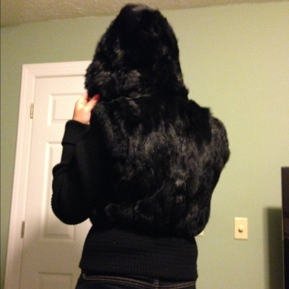 SOLD! - Picture 4 of 4