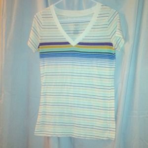 Casual v-neck t shirt