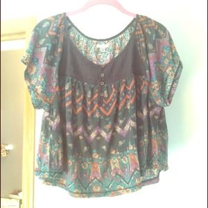 🎉closet clear out🎉Cute top from urban outfitters