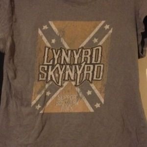 Lynyrd Skynyrd band shirt