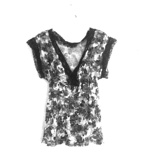 Cute lace floral top