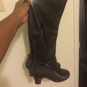 Aerosoles Black Boots, Size 7 1/2