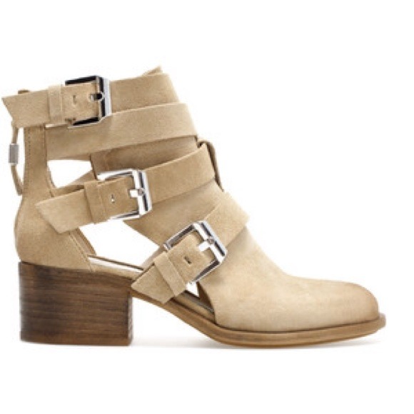 ZARA- suede leather block heel ankle boot