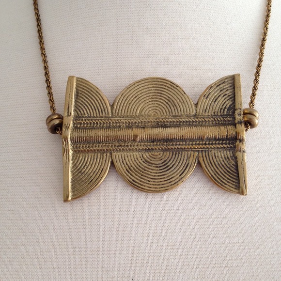 Vanessa Mooney Necklace - Picture 2 of 3