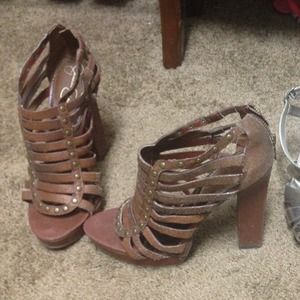 Jessica Simpson brown studded heels -- size 8.5