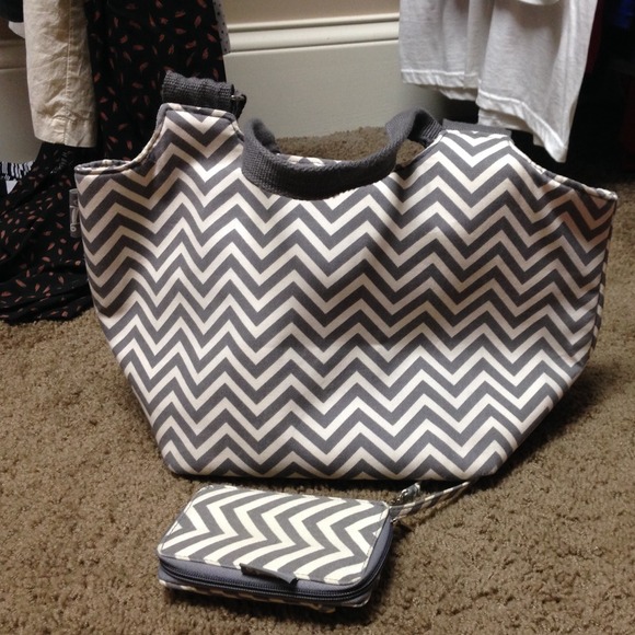 Initials, Inc. purse with matching wallet