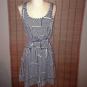 Black and white patterned dress