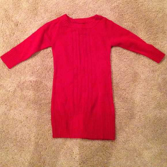 Yarn sweater