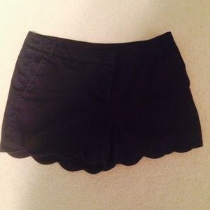 Navy blue size 8 scalloped preppy shorts