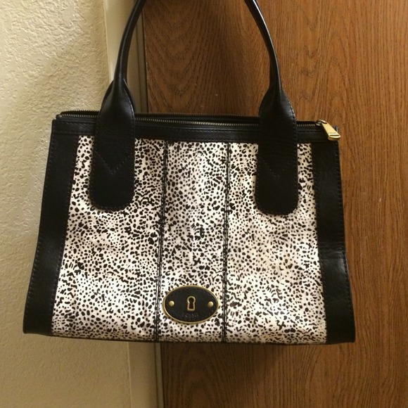 Fossil handbag