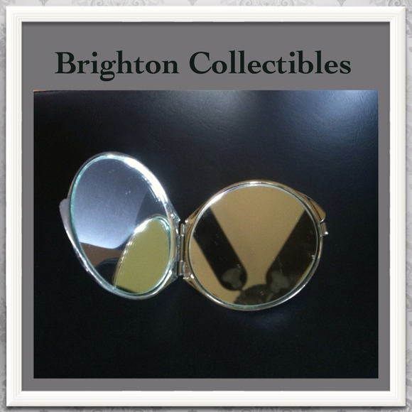💥SALE Brighton Collectible compact mirror - Picture 4 of 4