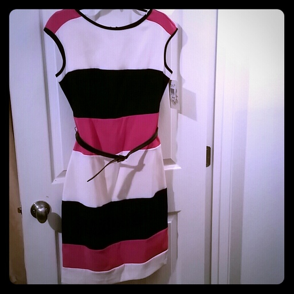 Pink/black/creme Dress