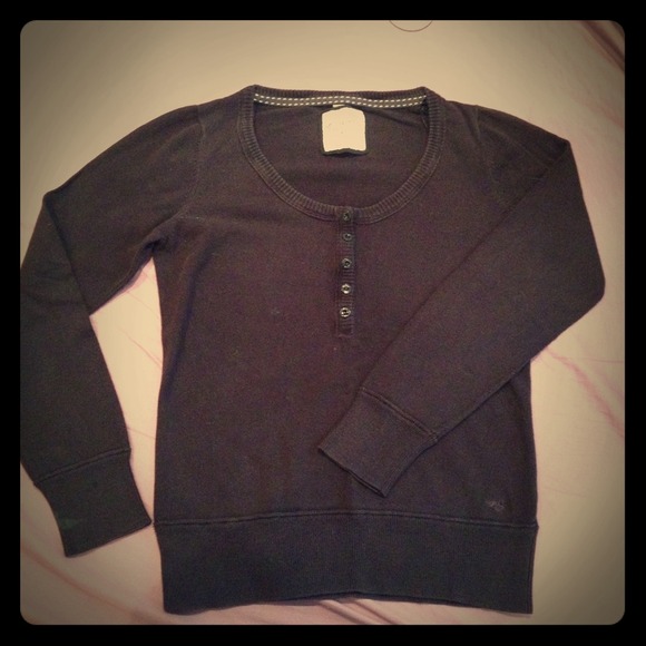 Esprit black sweater