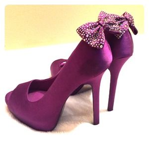 Steve  Madden open toe Satin Bow shoes sz 8