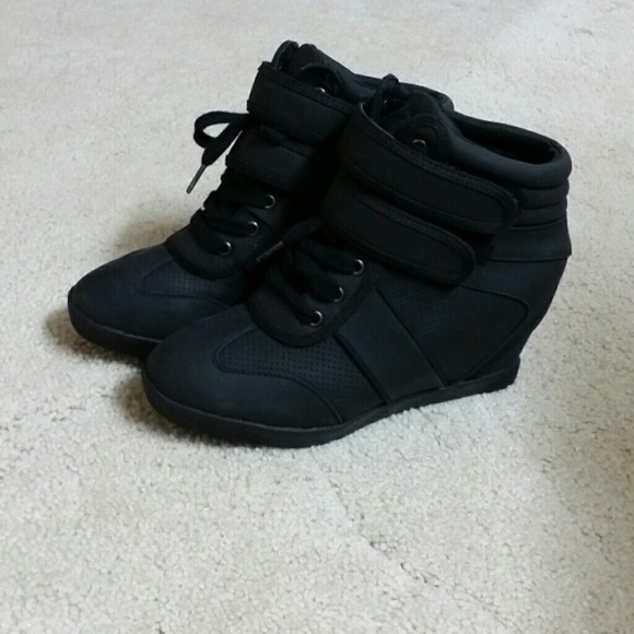 black sneaker wedges