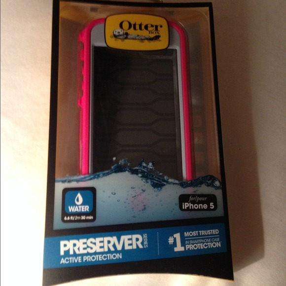 BRAND NEW Otterbox iPhone 5 case