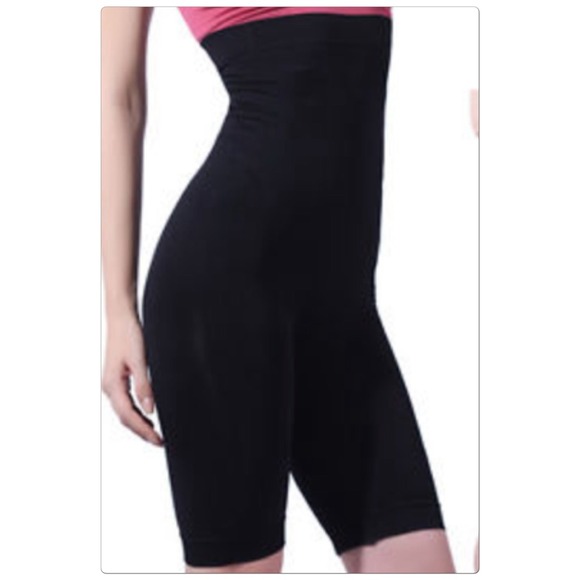 Maidenform Accessories - New Flexees black high waisted shaper in XXL