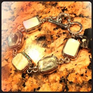 🔴 BUNDLED 🔴 Pearl and Glass Silver Tone Bracelet