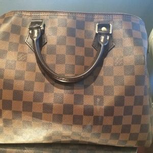 Additional Pics of Louis Vuitton Speedy 30 Damier