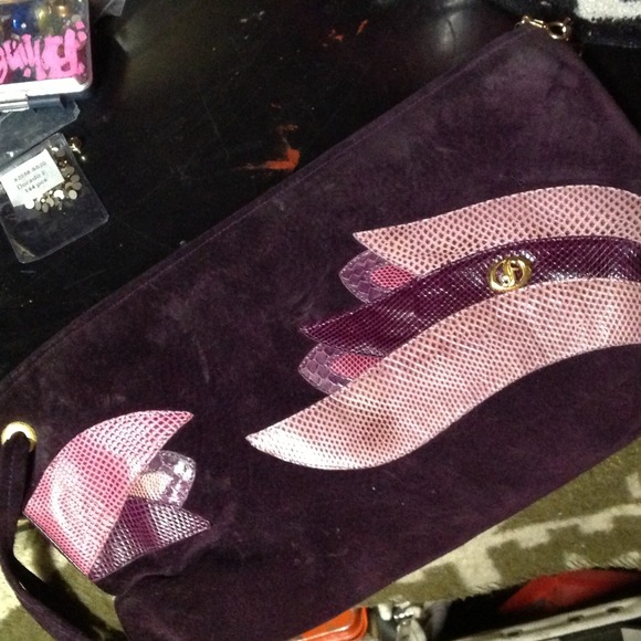 Handbags - Vintage Clutch