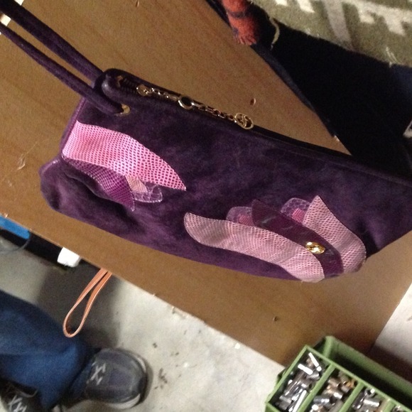 Vintage Clutch - Picture 4 of 4