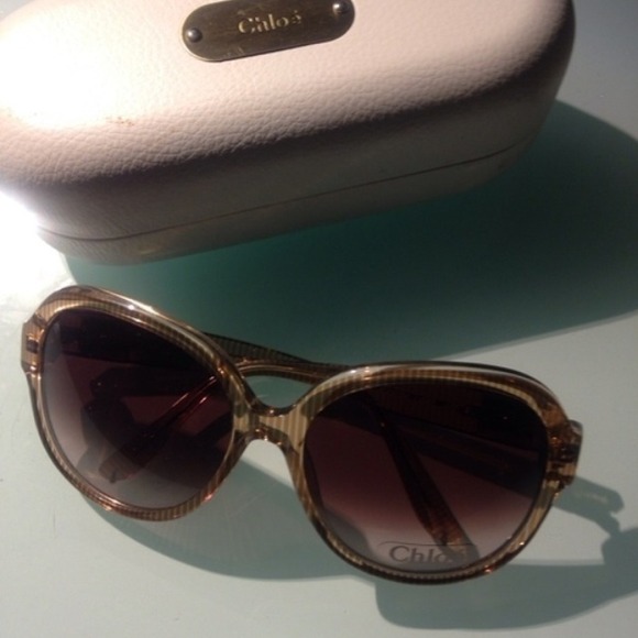 Big framed Retro Chloe sunglasses