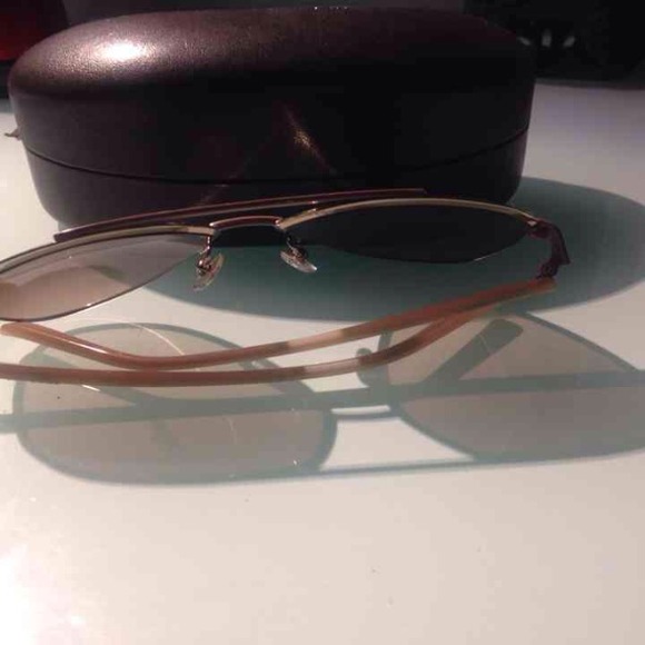 Michael Kors beige sunglasses - Picture 2 of 4