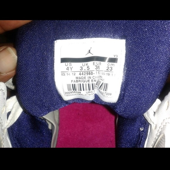 AIR JORDAN FIREBERRY 7's - Picture 4 of 4