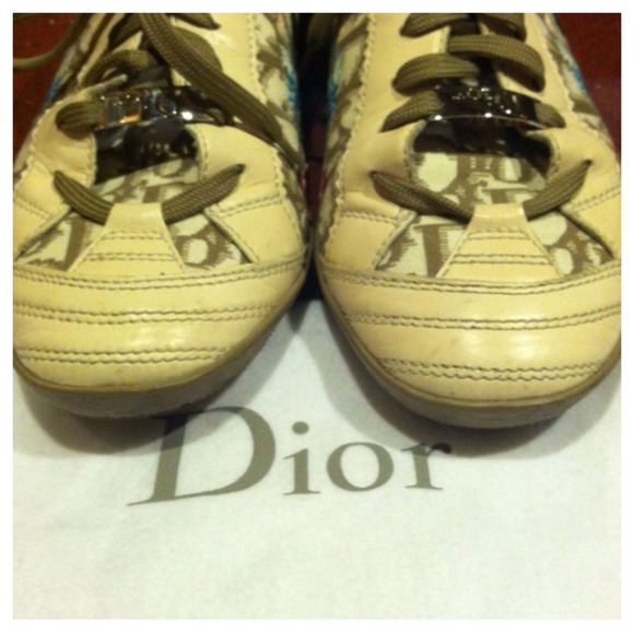 ✨Authentic✨ Dior