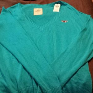 Hollister light weight blue sweater