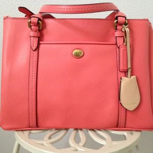 🎉Host Pick!🎉 Coral Coach Handbag