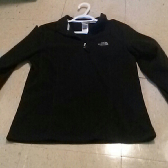 North Face sweater