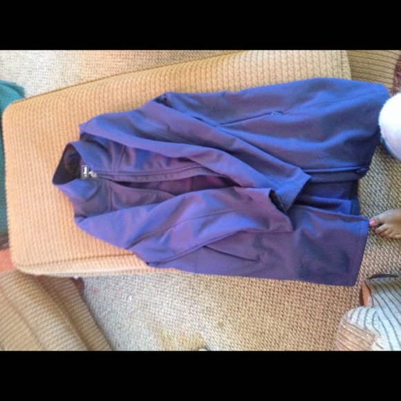 LL bean jacket - Picture 2 of 3