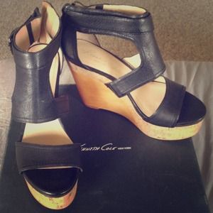 Cork and wood wedge heel