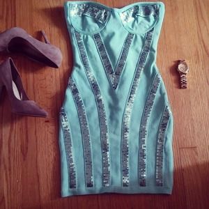 Blue bandage dress
