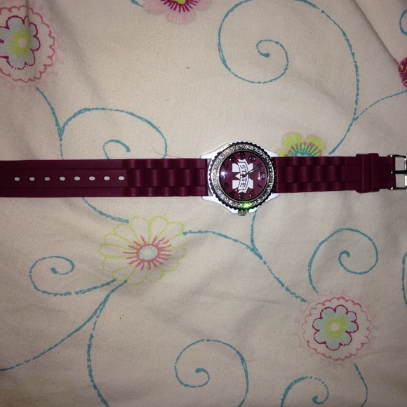 Brand new MS state watch.