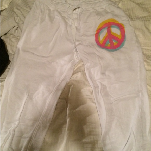 Victoria's Secret pink brand Capri sweats