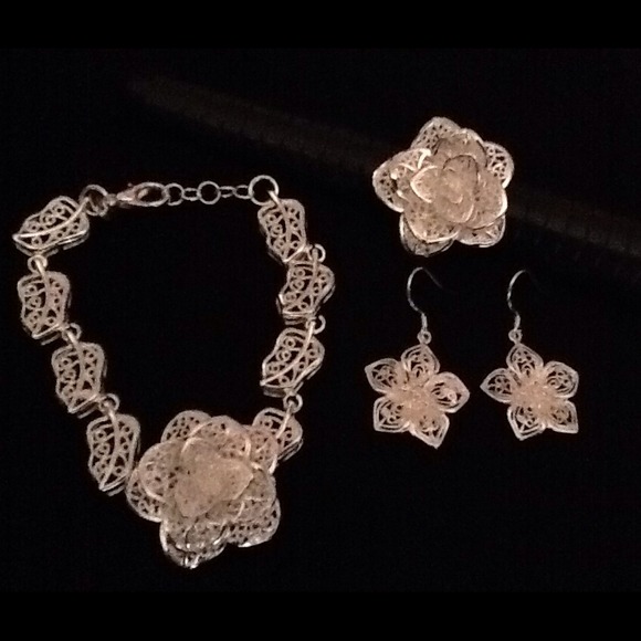 🆕 NWOT 2x "HP" Rosebud Silver Set