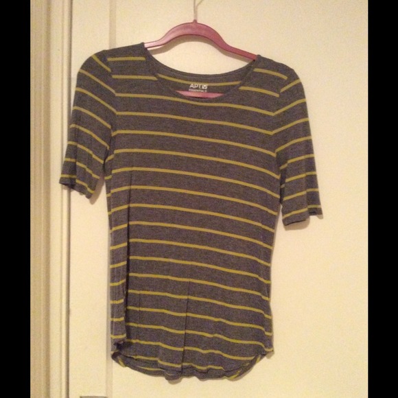 Small Apt. 9 grey/green top