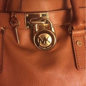 ⬇️REDUCED⬇️Michael Kors Hamilton Tote