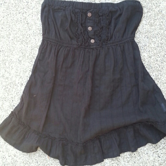 Strapless black shirt